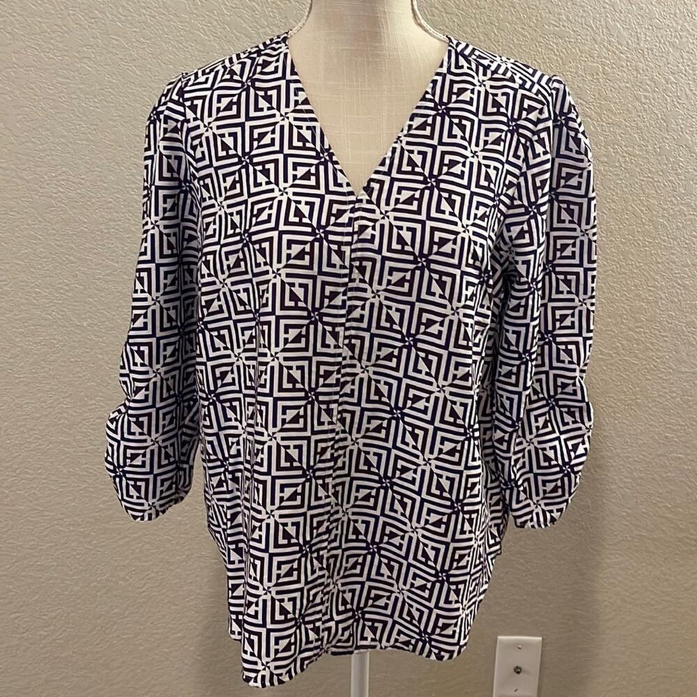 Women’s Liz Claiborne Purple/White Abstract Blouse Size Medium